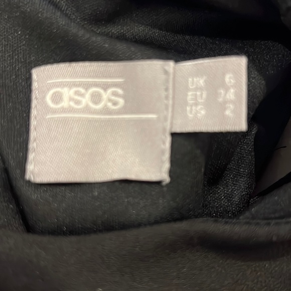 ASOS black dress size 2 sleeveless with criss cross design front w/ full skirt - Picture 6 of 12